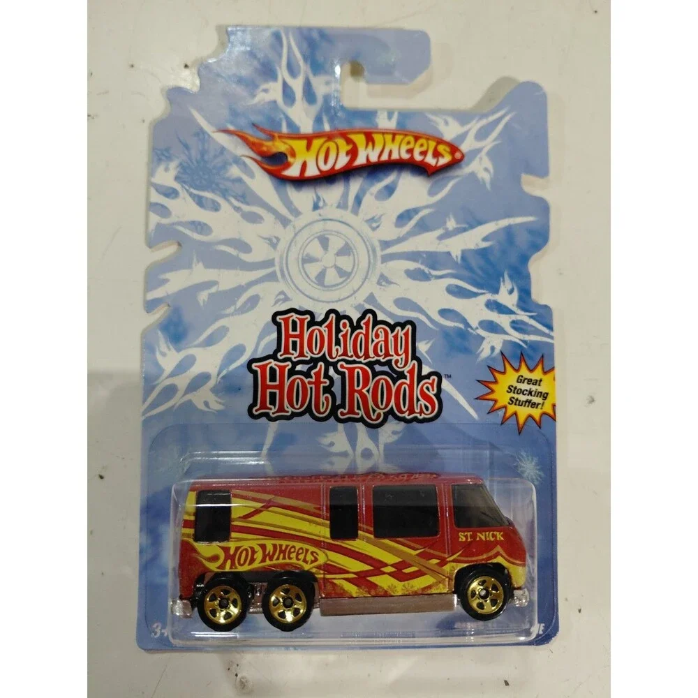 NIP Hot Wheels Holiday Hot Rods 1:64 Die Cast St Nick GMC Motorhome